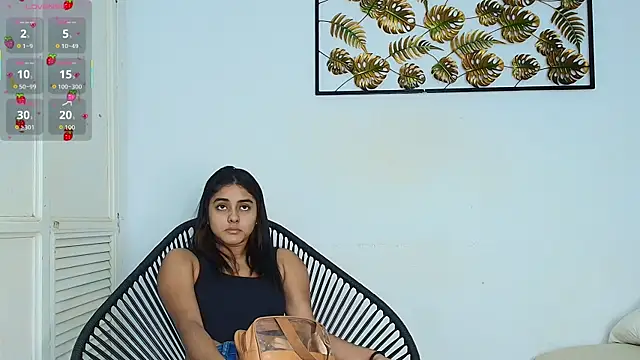 Snapshot of natalia_aguirre1 chatting on 11.04.25 natalia aguirre1 online show from 11.04.25