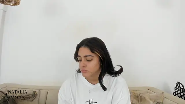 Snapshot of natalia_aguirre1 chatting on 11.28.25 natalia aguirre1 online show from 11.28.25