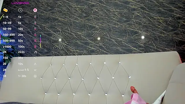 moona ray online show from 12.14.25