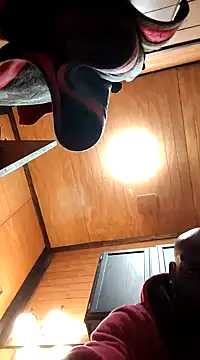 Snapshot of SukItSlo444 chatting on 12.13.24 SukItSlo444 online show from 12.13.24