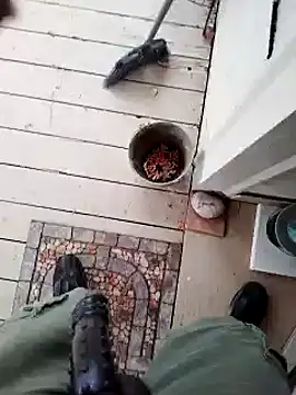 Snapshot of SukItSlo444 chatting on 02.04.25 SukItSlo444 online show from 02.04.25