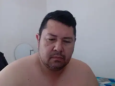 Snapshot of Elgatoloco11 chatting on 05.16.26 Elgatoloco11 online show from 05.16.26