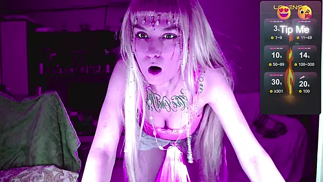 mischellemeow13 online show from 11.30.25