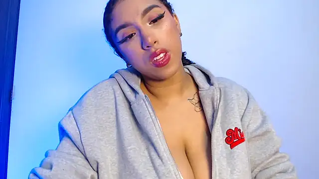 Snapshot of barbara_falcons chatting on 02.07.26 barbara falcons online show from 02.07.26