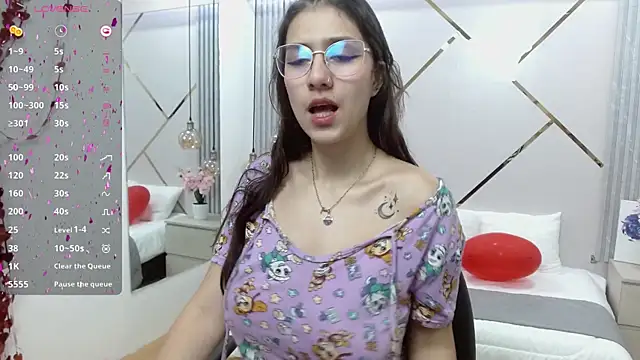 Lita Rogers online show from 02.12.25