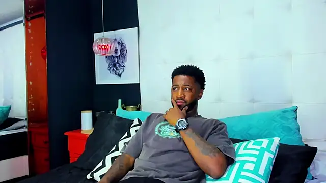 Snapshot of Drake_Nassir4 chatting on 12.28.24 Drake Nassir4 online show from 12.28.24