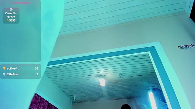 Snapshot of Drake_Nassir4 chatting on 12.31.24 Drake Nassir4 online show from 12.31.24