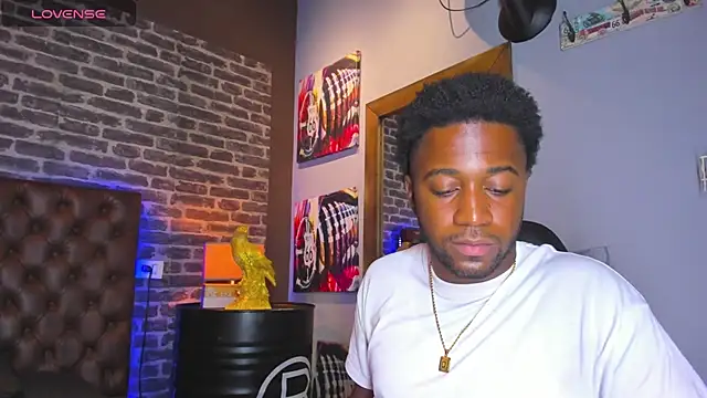 Snapshot of Drake_Nassir4 chatting on 03.06.25 Drake Nassir4 online show from 03.06.25