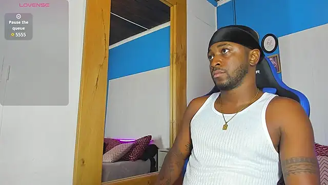 Snapshot of Drake_Nassir4 chatting on 03.14.25 Drake Nassir4 online show from 03.14.25