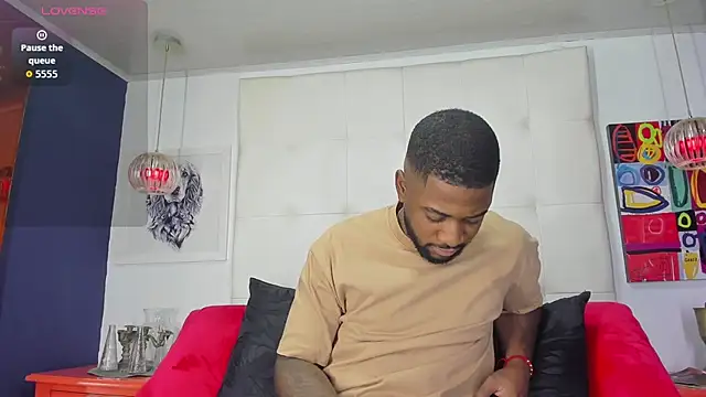 Snapshot of Drake_Nassir4 chatting on 02.10.26 Drake Nassir4 online show from 02.10.26