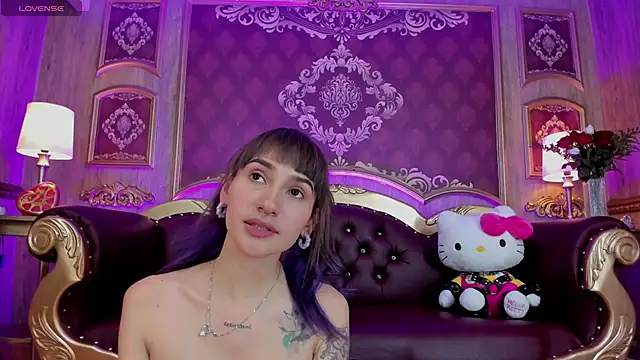 ElectraRaptiis online show from 02.20.25