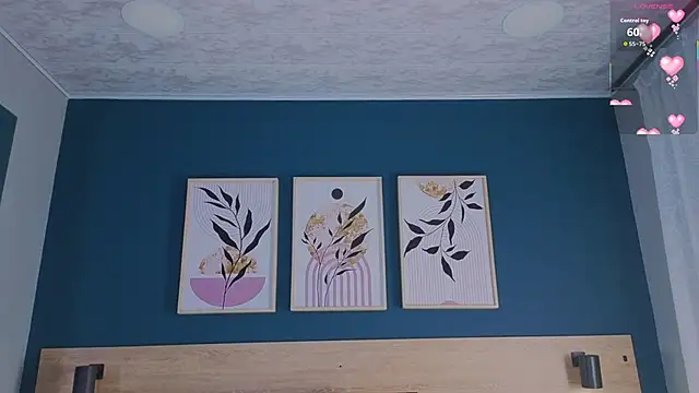 GabyPetit online show from 09.24.25