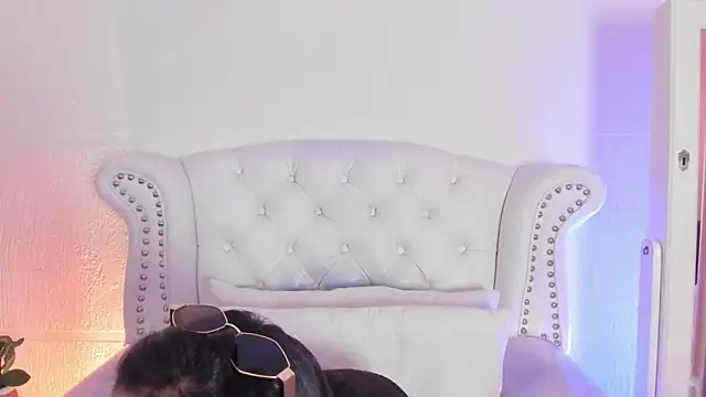 GabyPetit online show from 04.08.26