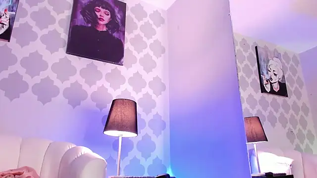 Snapshot of GabyPetit chatting on 04.24.26 GabyPetit online show from 04.24.26