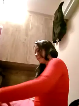 Snapshot of doggiepossession chatting on 02.17.25 doggiepossession online show from 02.17.25