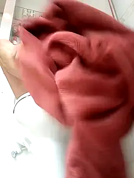 Snapshot of doggiepossession chatting on 02.26.25 doggiepossession online show from 02.26.25