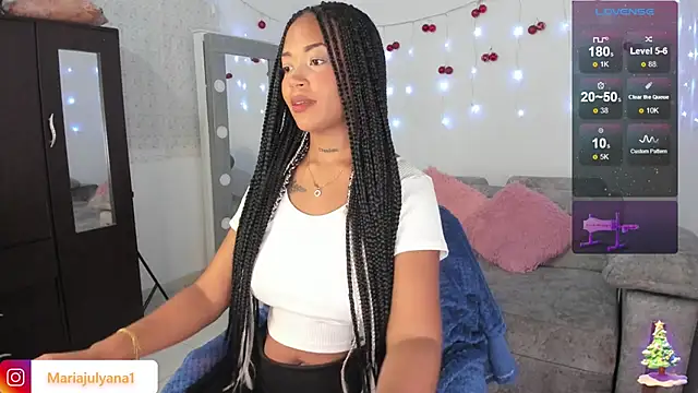 Snapshot of Maria_juliana chatting on 12.27.24 Maria juliana online show from 12.27.24