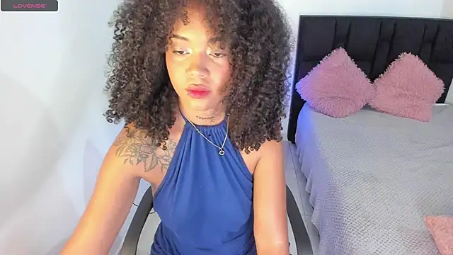 Snapshot of Maria_juliana chatting on 01.31.25 Maria juliana online show from 01.31.25