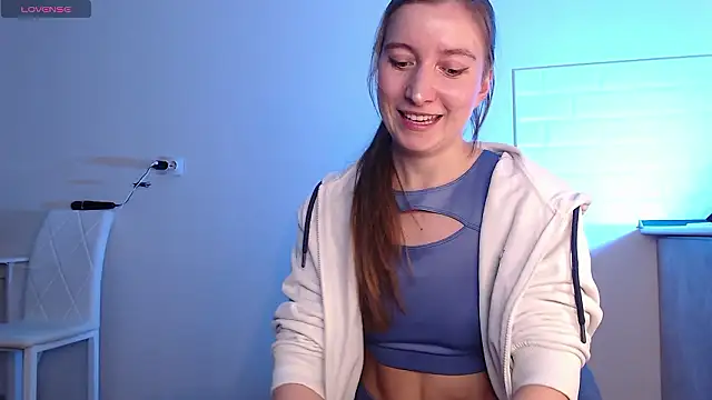 Eva Hailey  online show from 03.21.26