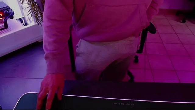 Vlad230323 online show from 01.04.25