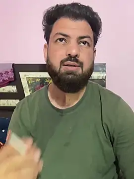 Snapshot of Arnav172030 chatting on 02.02.25 Arnav172030 online show from 02.02.25