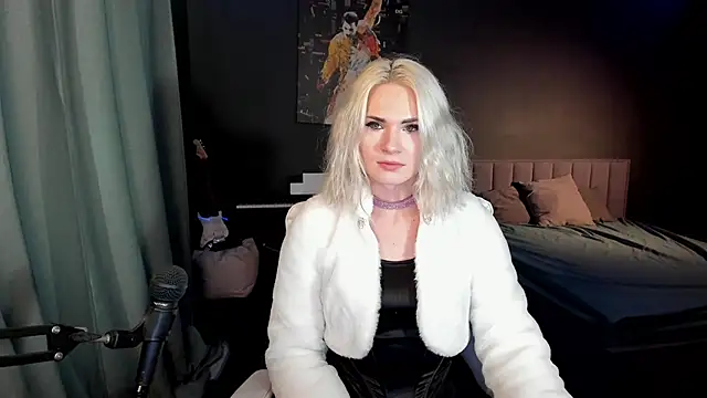 Milena marshmalows online show from 02.16.25