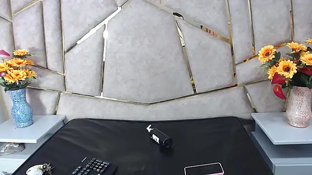 EmilyyEvans  online show from 02.28.25