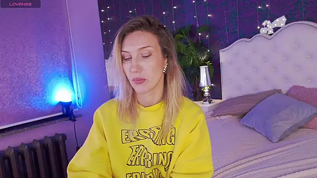 ElizaMayers online show from 02.08.26