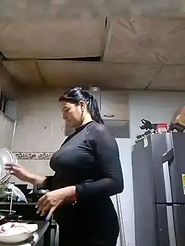 lupita 2023 online show from 12.17.24