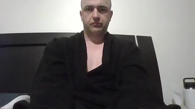 Snapshot of joshuagpratt chatting on 12.24.24 joshuagpratt online show from 12.24.24