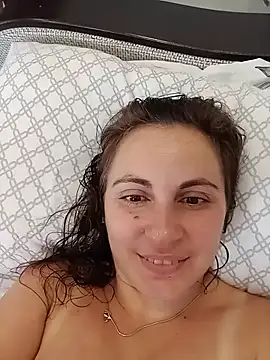 Snapshot of ShelaDiass chatting on 07.17.26 ShelaDiass online show from 07.17.26