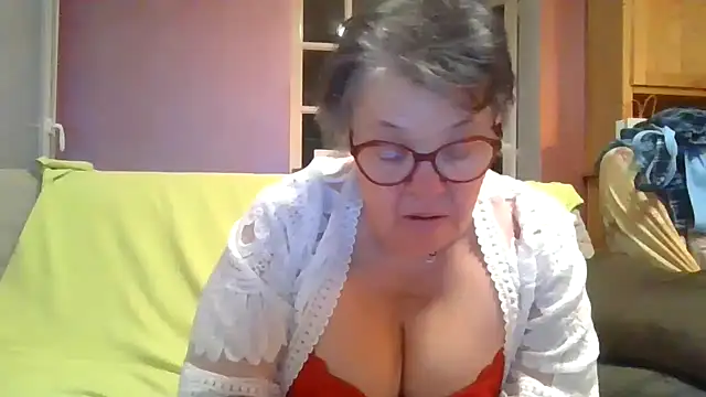 Vandeae44 online show from 03.17.26