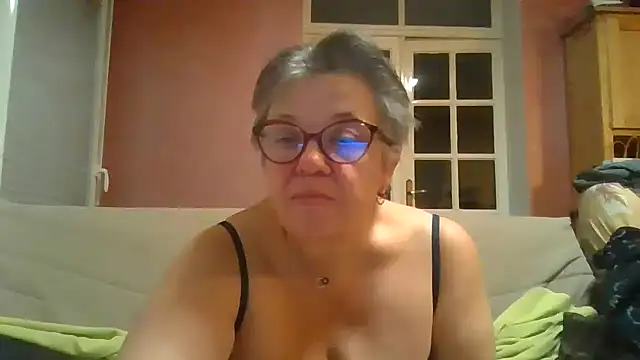 Vandeae44 online show from 03.29.26