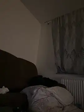 Snapshot of FROL83 chatting on 03.30.26 FROL83 online show from 03.30.26