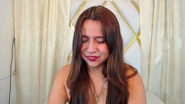 Heidy Wells online show from 03.08.25