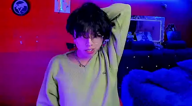 Snapshot of AnggelONfiree chatting on 12.22.24 AnggelONfiree online show from 12.22.24