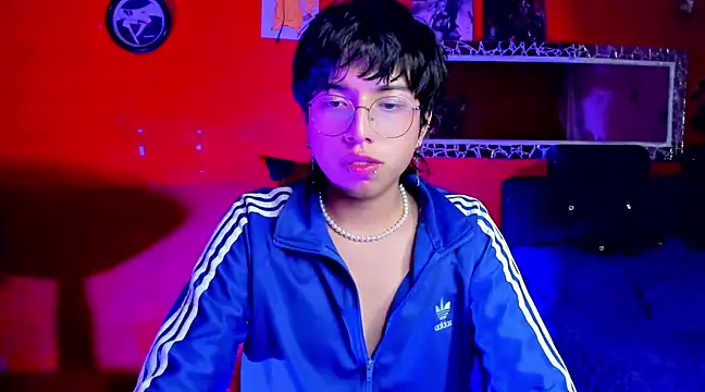 Snapshot of AnggelONfiree chatting on 02.12.25 AnggelONfiree online show from 02.12.25