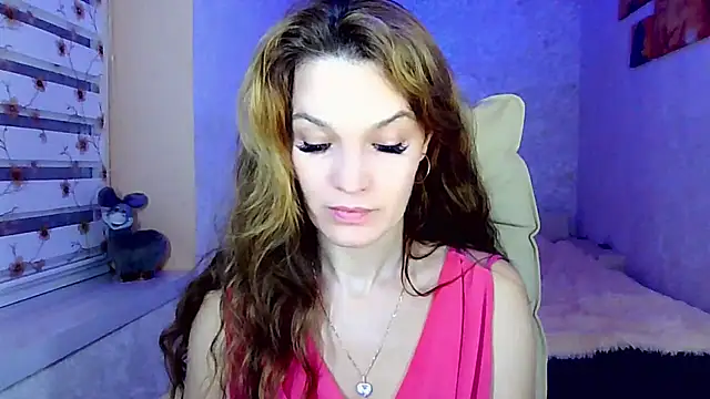 impossibleluna online show from 10.11.25