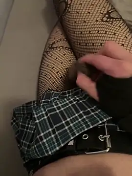 Snapshot of egirl711 chatting on 01.21.25 egirl711 online show from 01.21.25