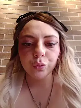 madelaine- online show from 10.29.25