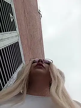 madelaine- online show from 03.08.26