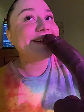 DaisyBooom online show from 02.14.25