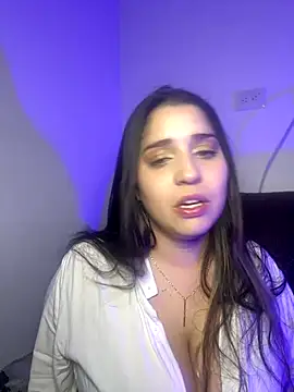 valentina jonnes1 online show from 12.17.25