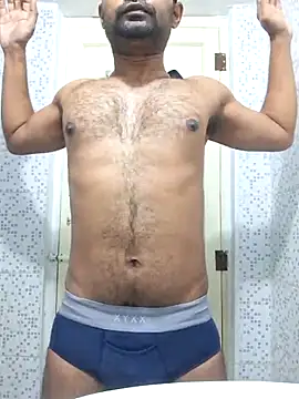 Snapshot of RKumar1994 chatting on 11.11.25 RKumar1994 online show from 11.11.25