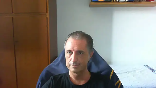 Snapshot of lliuk70mi chatting on 06.09.26 lliuk70mi online show from 06.09.26