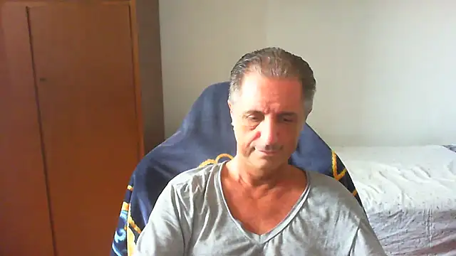 Snapshot of lliuk70mi chatting on 07.06.26 lliuk70mi online show from 07.06.26