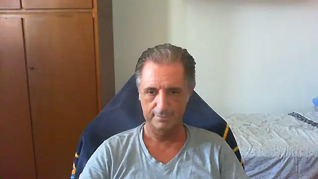 Snapshot of lliuk70mi chatting on 07.20.26 lliuk70mi online show from 07.20.26