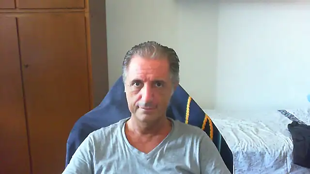 Snapshot of lliuk70mi chatting on 07.24.26 lliuk70mi online show from 07.24.26