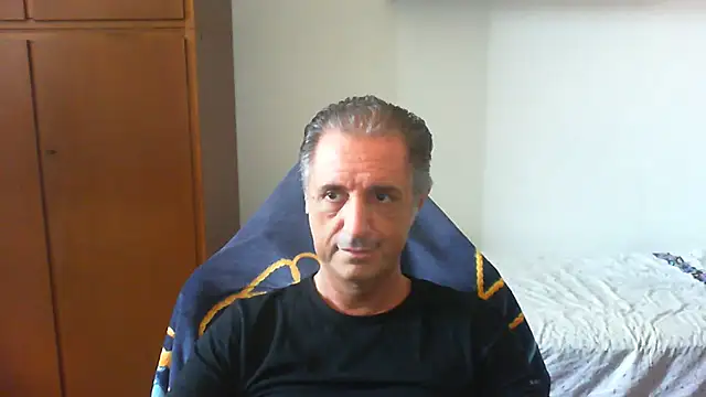 Snapshot of lliuk70mi chatting on 07.28.26 lliuk70mi online show from 07.28.26