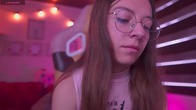 Snapshot of milly_kenner chatting on 01.31.25 milly kenner online show from 01.31.25